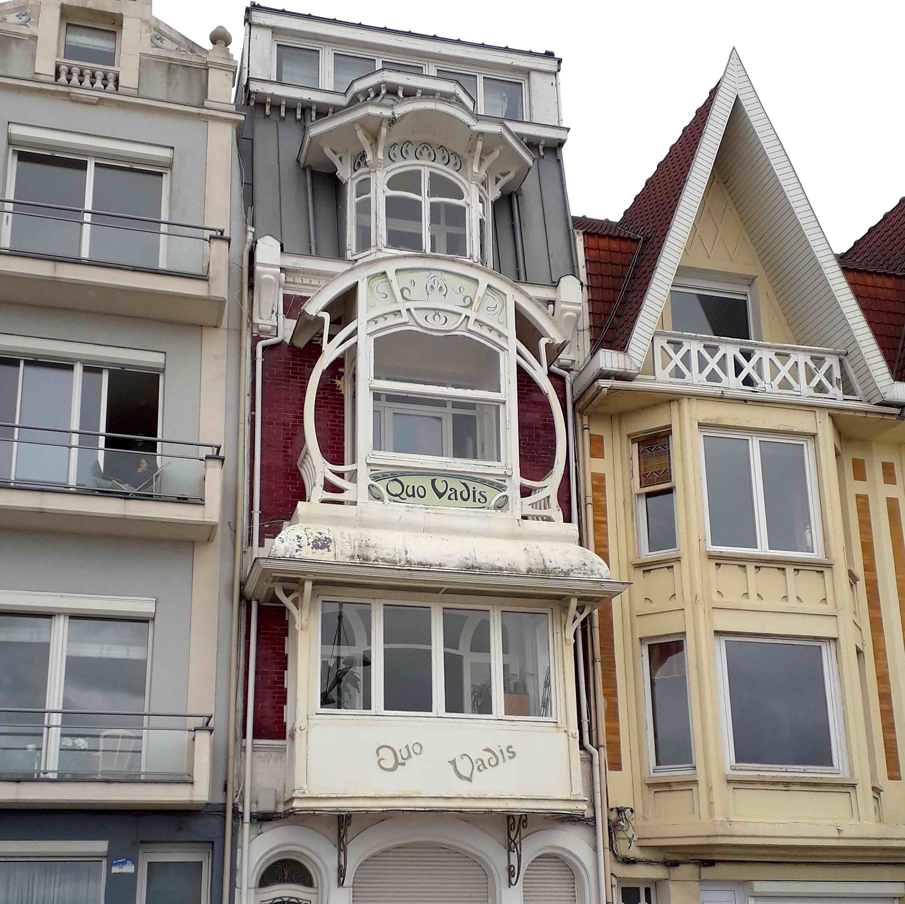 villa art nouveau de bord de mer